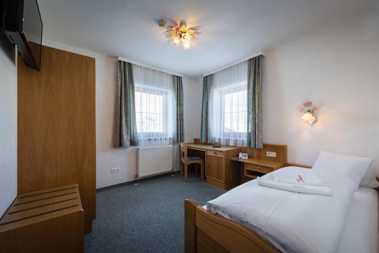 Schwannerwirt Hotel Weerberg Eksteriør billede