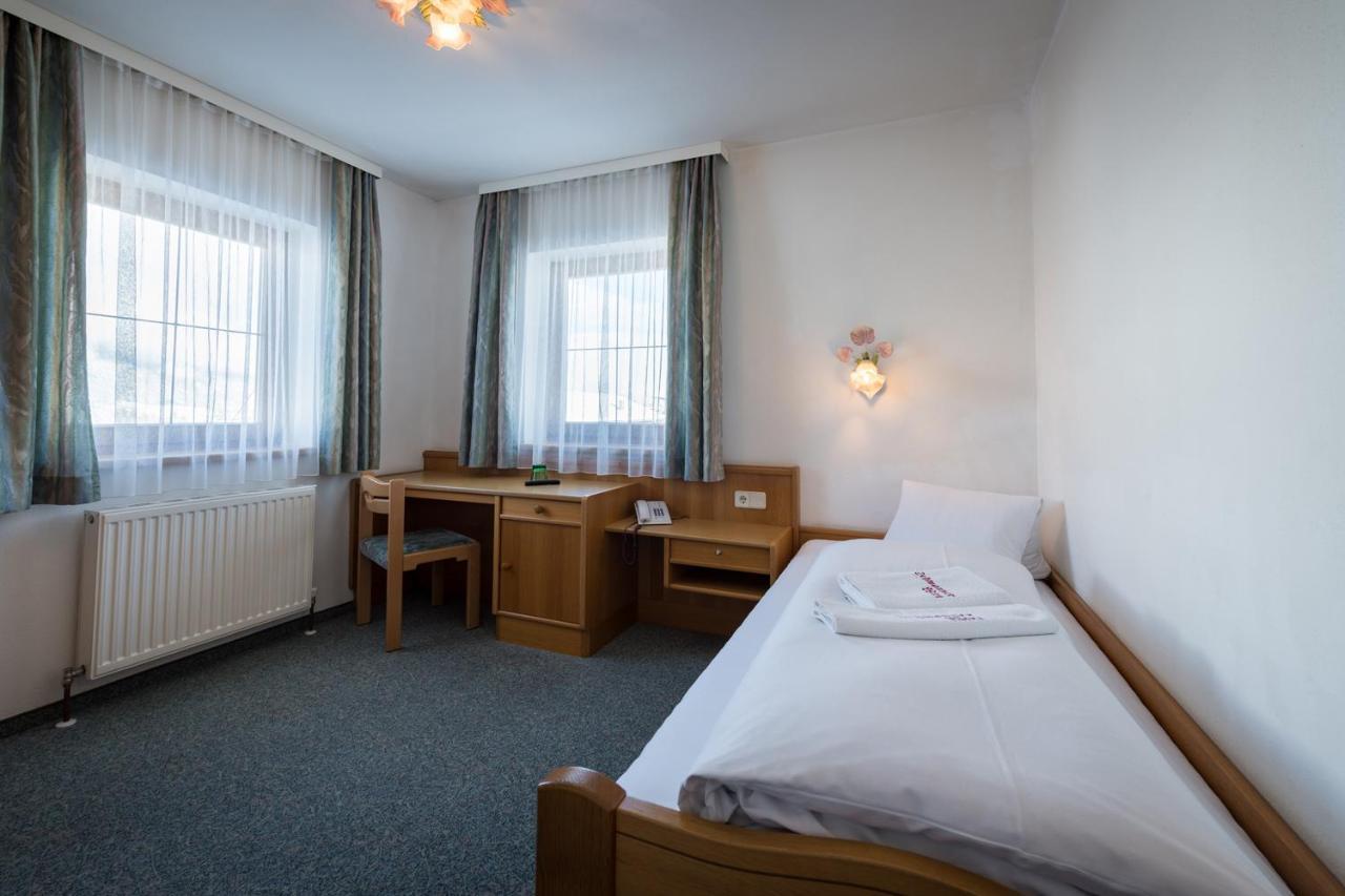 Schwannerwirt Hotel Weerberg Eksteriør billede