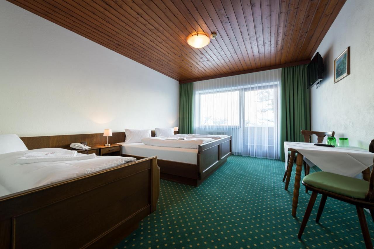 Schwannerwirt Hotel Weerberg Eksteriør billede