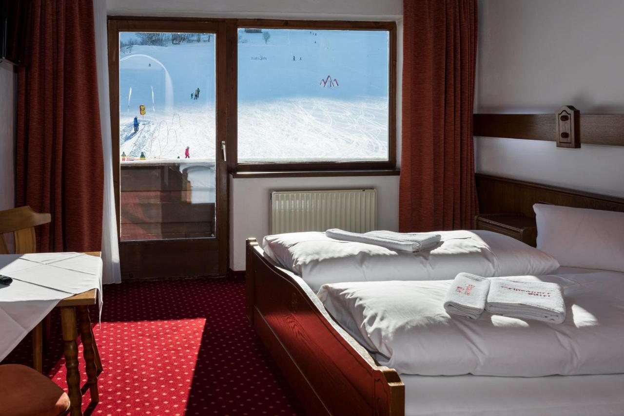 Schwannerwirt Hotel Weerberg Eksteriør billede
